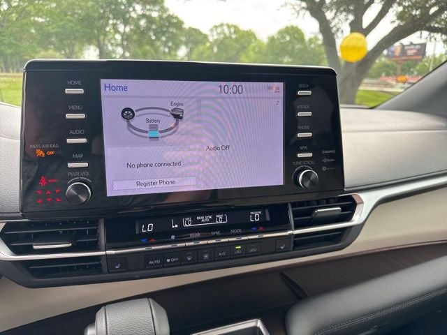 2024 Toyota Sienna XLE