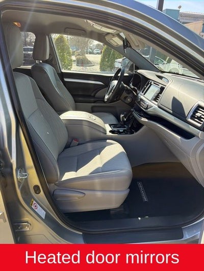 2019 Toyota Highlander LE