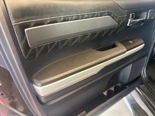 2014 Toyota Tundra Platinum 5.7L V8