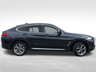 2022 BMW X4 xDrive30i