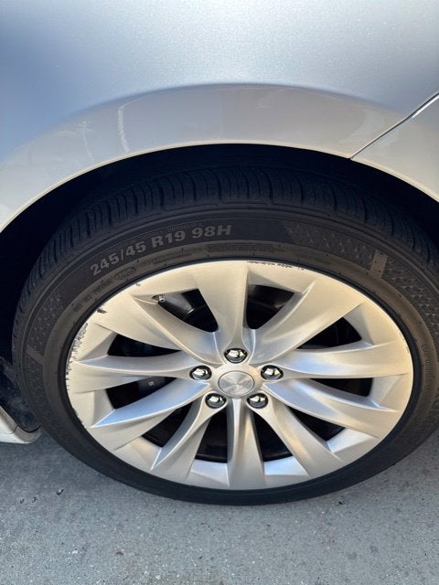 2020 Tesla Model S Long Range