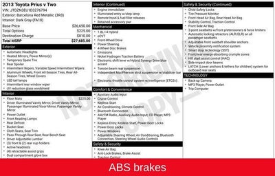 2013 Toyota Prius v Two
