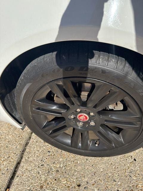 2019 Jaguar XF 30t Premium