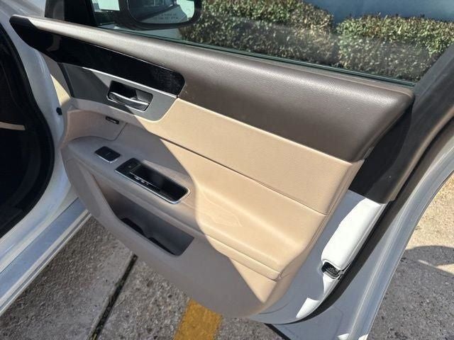 2019 Jaguar XF 30t Premium