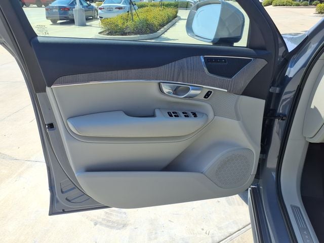 2023 Volvo XC90 B6 Plus 7-Seater