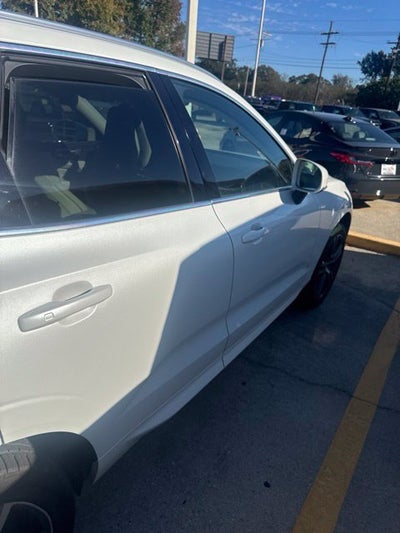 2018 Volvo XC60 T5 Momentum