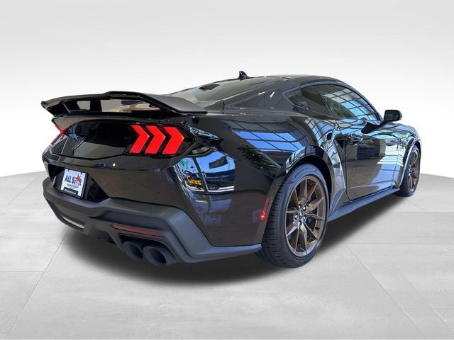 2025 Ford Mustang Dark Horse