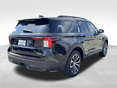 2026 Ford Explorer ST-Line
