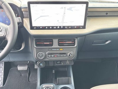 2025 Ford Maverick Lariat