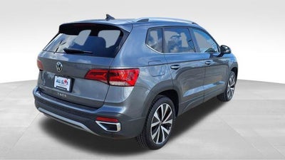 2024 Volkswagen Taos 1.5T SE