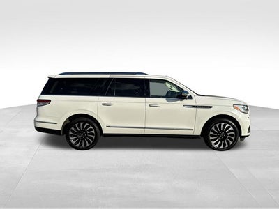 2022 Lincoln Navigator L L Black Label